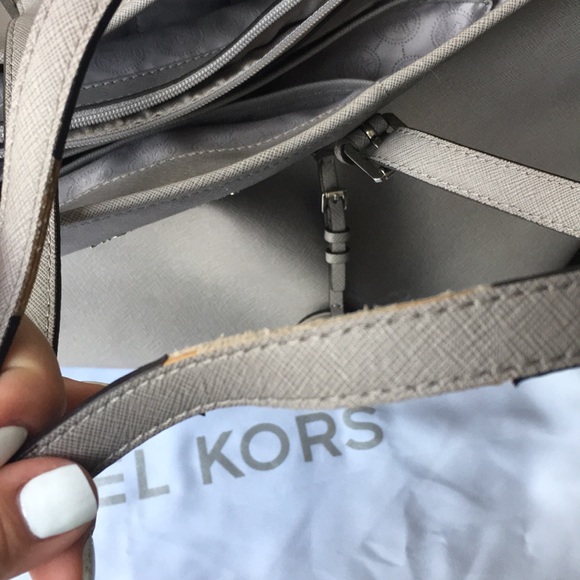 Michael Kors large grey tote - Picture 4 of 4